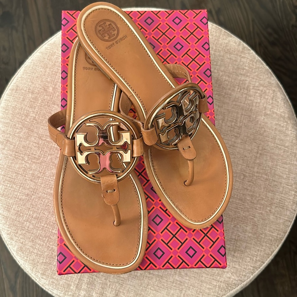 Tory Burch Metal Miller